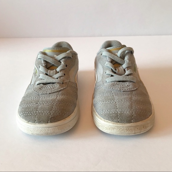 3/20$ Puma kids sneakers size 8 - Picture 4 of 8